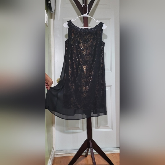 Jessica Simpson Black Dress US 2 - Picture 4 of 10